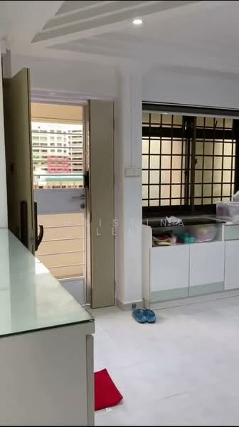 719 Tampines Street 72, 719 Tampines Street 72, 3 Bedrooms, 1,076 sqft, HDB Flat For Sale, by Christina Lee, 500173007 - Interior - PropertyGuru.com.sg