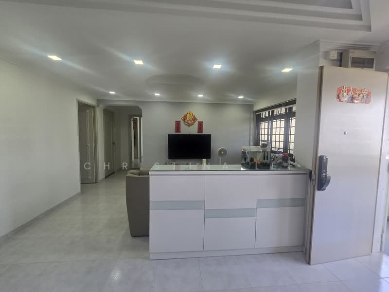 719 Tampines Street 72, 719 Tampines Street 72, 3 Bedrooms, 1,076 sqft, HDB Flat For Sale, by Christina Lee, 500173007 - Living Room - PropertyGuru.com.sg