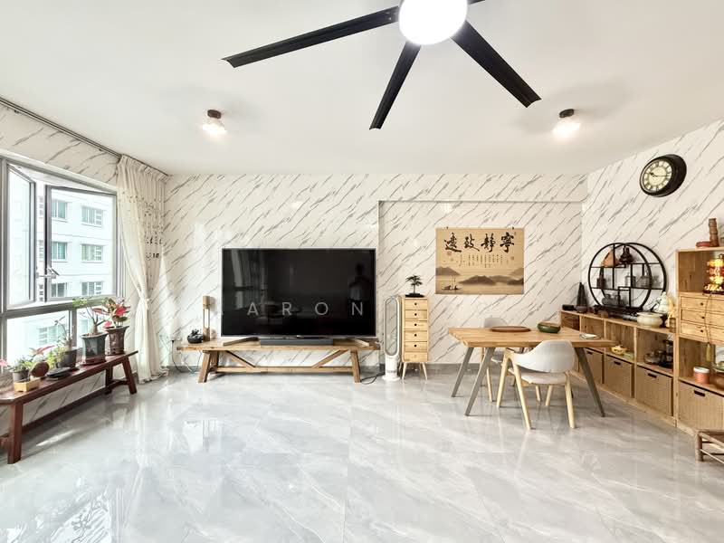 232B Sumang Lane, 232B Sumang Lane, 3 Bedrooms, 1,216 sqft, HDB Flat For Sale, by Aaron Teo, 500173011 - Living Room - PropertyGuru.com.sg