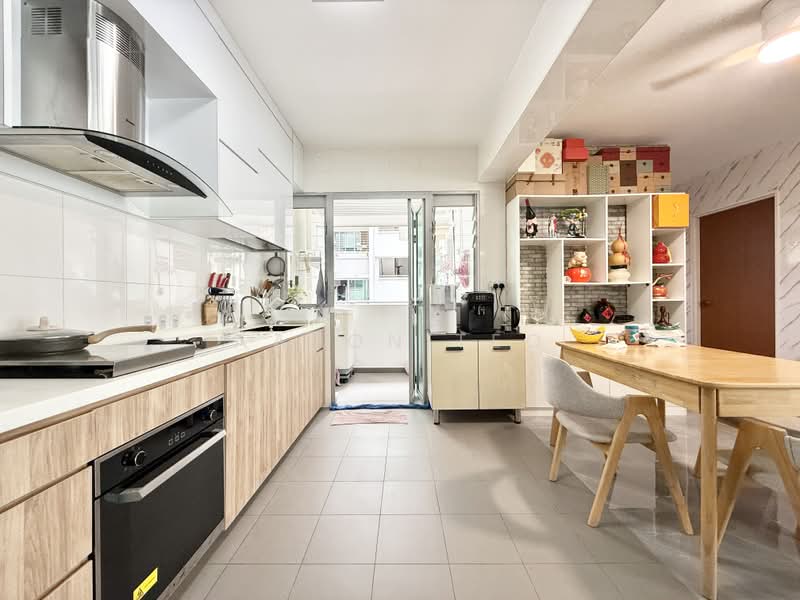 232B Sumang Lane, 232B Sumang Lane, 3 Bedrooms, 1,216 sqft, HDB Flat For Sale, by Aaron Teo, 500173011 - Kitchen - PropertyGuru.com.sg