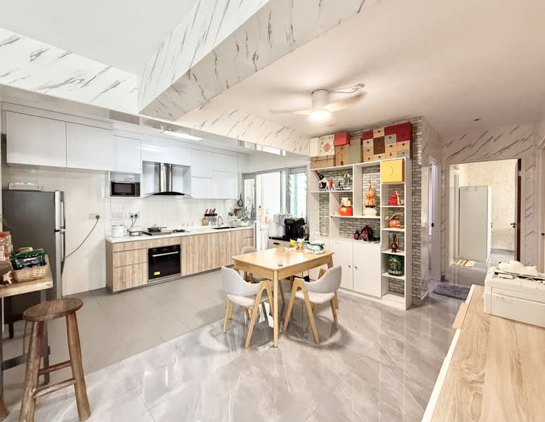 232B Sumang Lane, 232B Sumang Lane, 3 Bedrooms, 1,216 sqft, HDB Flat For Sale, by Aaron Teo, 500173011 - Kitchen - PropertyGuru.com.sg