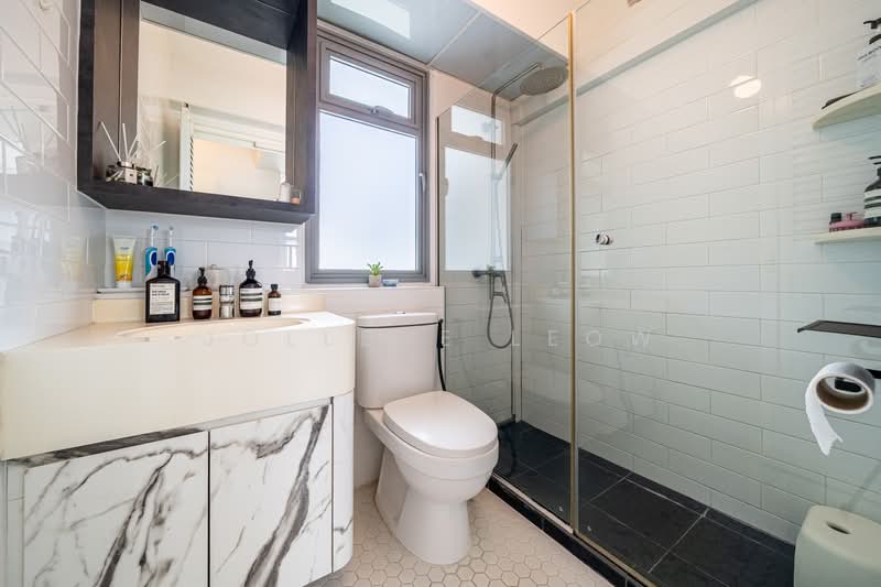 477B Upper Serangoon View, 477B Upper Serangoon View, 3 Bedrooms, 1,023 sqft, HDB Flat For Sale, by Jollene Leow, 500173012 - Bathroom - PropertyGuru.com.sg
