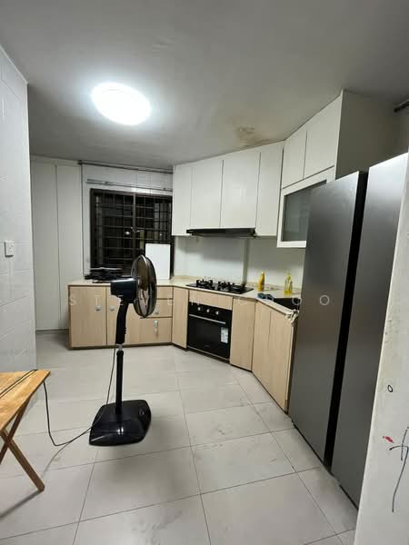 657 Choa Chu Kang Crescent, 657 Choa Chu Kang Crescent, Room Rental, 120 sqft, HDB Flat For Rent, by Steven Choo, 500173013 - Kitchen - PropertyGuru.com.sg