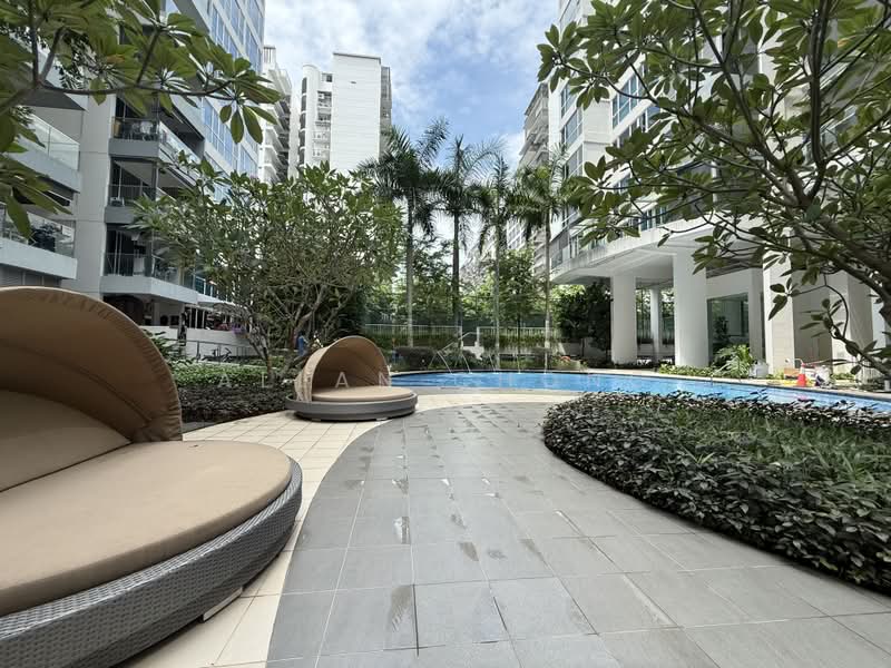 The Tampines Trilliant, 33 Tampines Central 7, 3 Bedrooms, 1,130 sqft, Condominium For Sale, by Allan Chong, 500173019 - Exterior - PropertyGuru.com.sg