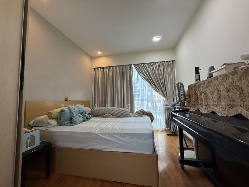 The Tampines Trilliant, 33 Tampines Central 7, 3 Bedrooms, 1,130 sqft, Condominium For Sale, by Allan Chong, 500173019 - Bedroom - PropertyGuru.com.sg
