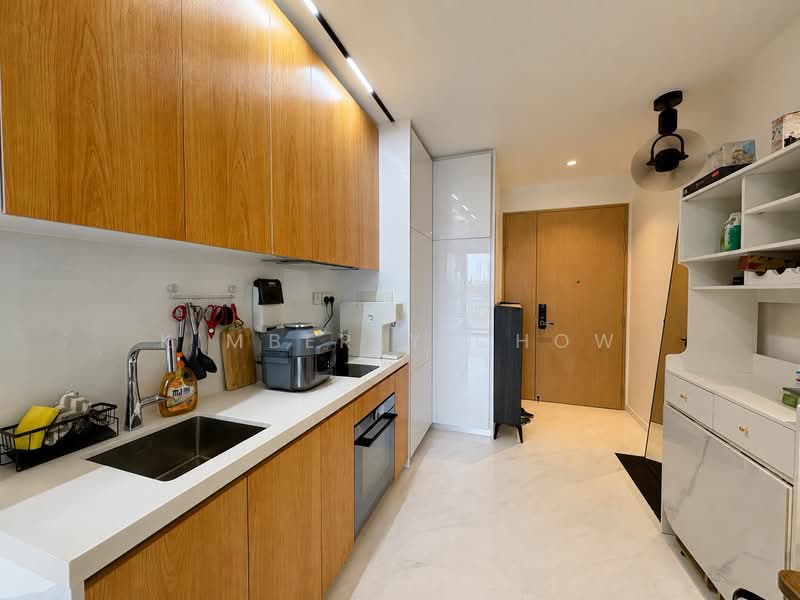 Peak Residence, 337 Thomson Road, 1 Bedroom, 560 sqft, Condominium For Sale, by Kimberly Chow, 500173023 - Kitchen - PropertyGuru.com.sg