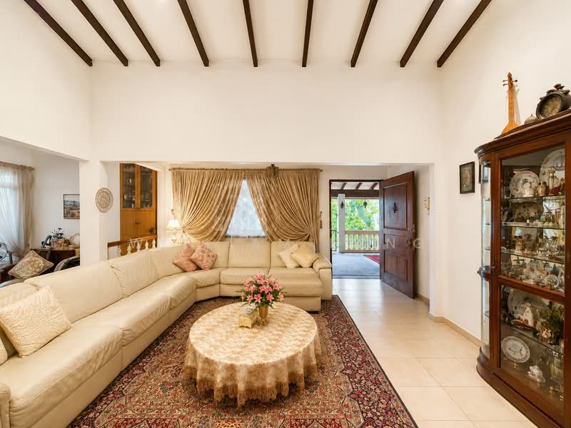 District 17 Detached with Wide Frontage & Sub-Divide Potential, Toh Heights Detached Wide Frontage With Subdivide Potential, 5 Bedrooms, 4,500 sqft, Detached House For Sale, by William Hong, 500173028 - Living Room - PropertyGuru.com.sg