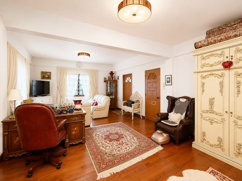 District 17 Detached with Wide Frontage & Sub-Divide Potential, Toh Heights Detached Wide Frontage With Subdivide Potential, 5 Bedrooms, 4,500 sqft, Detached House For Sale, by William Hong, 500173028 - Living Room - PropertyGuru.com.sg