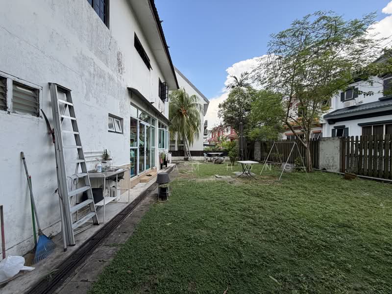 District 17 Detached with Wide Frontage & Sub-Divide Potential, Toh Heights Detached Wide Frontage With Subdivide Potential, 5 Bedrooms, 4,500 sqft, Detached House For Sale, by William Hong, 500173028 - Exterior - PropertyGuru.com.sg