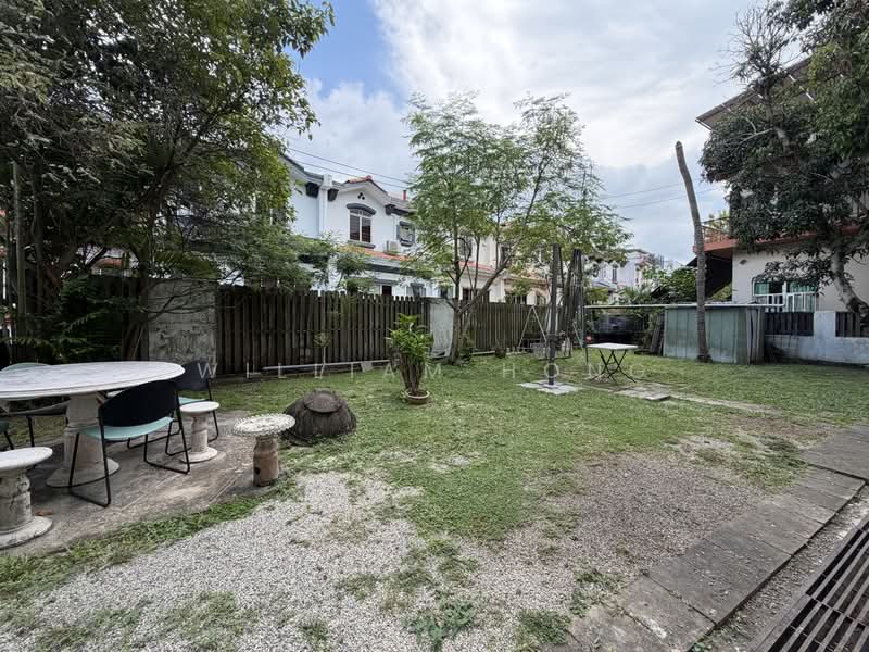 District 17 Detached with Wide Frontage & Sub-Divide Potential, Toh Heights Detached Wide Frontage With Subdivide Potential, 5 Bedrooms, 4,500 sqft, Detached House For Sale, by William Hong, 500173028 - Exterior - PropertyGuru.com.sg