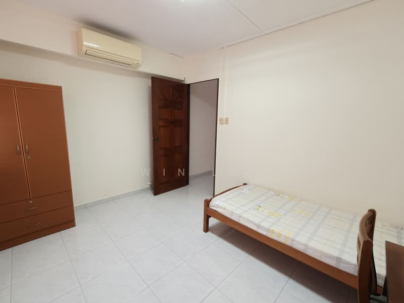 639 Bukit Batok Central, 639 Bukit Batok Central, Room Rental, 130 sqft, HDB Flat For Rent, by Win Lee, 500173035 - Bedroom - PropertyGuru.com.sg