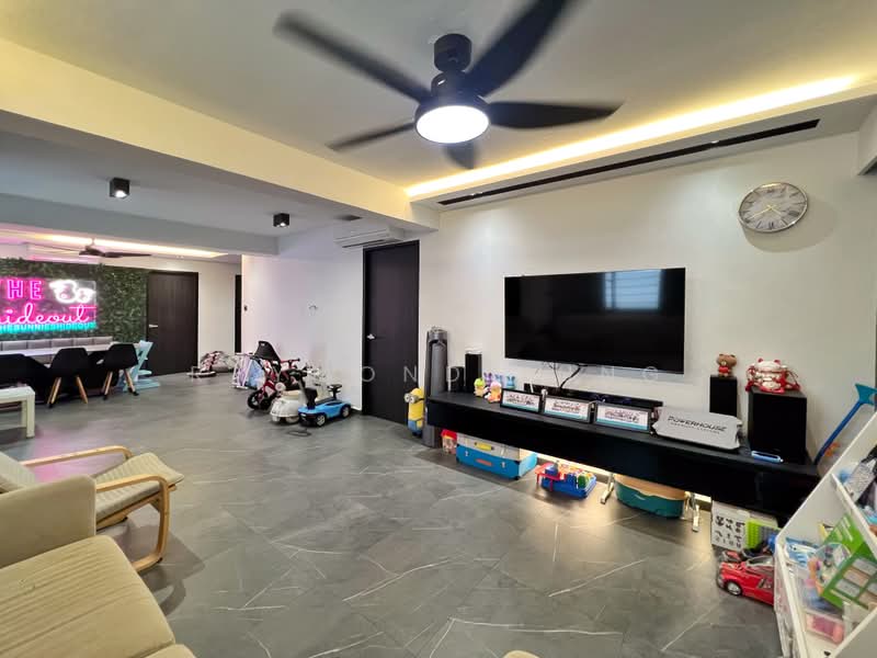 129 Marsiling Rise, 129 Marsiling Rise, 4 Bedrooms, 1,323 sqft, HDB Flat For Sale, by Raymond Tung, 500173039 - Living Room - PropertyGuru.com.sg