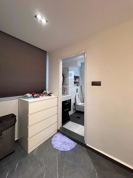 129 Marsiling Rise, 129 Marsiling Rise, 4 Bedrooms, 1,323 sqft, HDB Flat For Sale, by Raymond Tung, 500173039 - Bathroom - PropertyGuru.com.sg