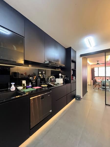 129 Marsiling Rise, 129 Marsiling Rise, 4 Bedrooms, 1,323 sqft, HDB Flat For Sale, by Raymond Tung, 500173039 - Kitchen - PropertyGuru.com.sg