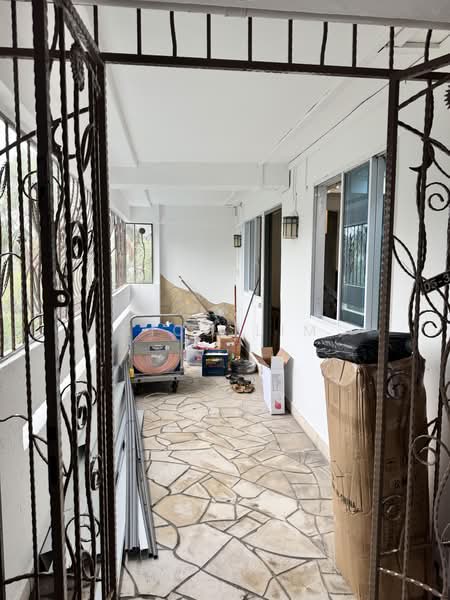 13 Telok Blangah Crescent, 13 Telok Blangah Crescent, 3 Bedrooms, 1,600 sqft, HDB Flat For Rent, by Nico Lim, 500173044 - Balcony - PropertyGuru.com.sg