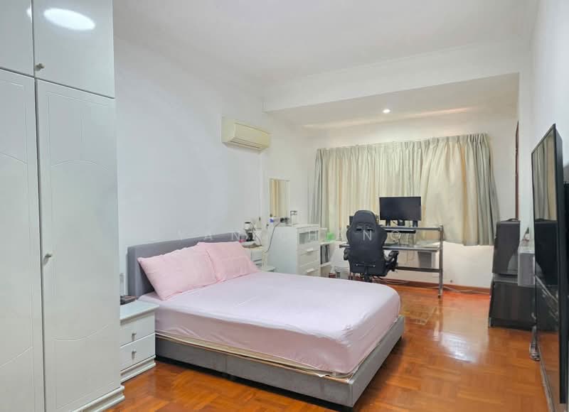 Jansen Road, , 4 Bedrooms, 2,200 sqft, Corner Terrace For Sale, by Dyan Chang, 500173053 - Bedroom - PropertyGuru.com.sg
