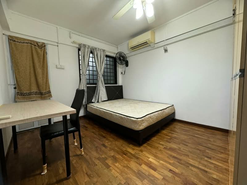 201 Yishun Street 21, 201 Yishun Street 21, 3 Bedrooms, 1,033 sqft, HDB Flat For Rent, by Ivan Ng, 500173056 - Bedroom - PropertyGuru.com.sg