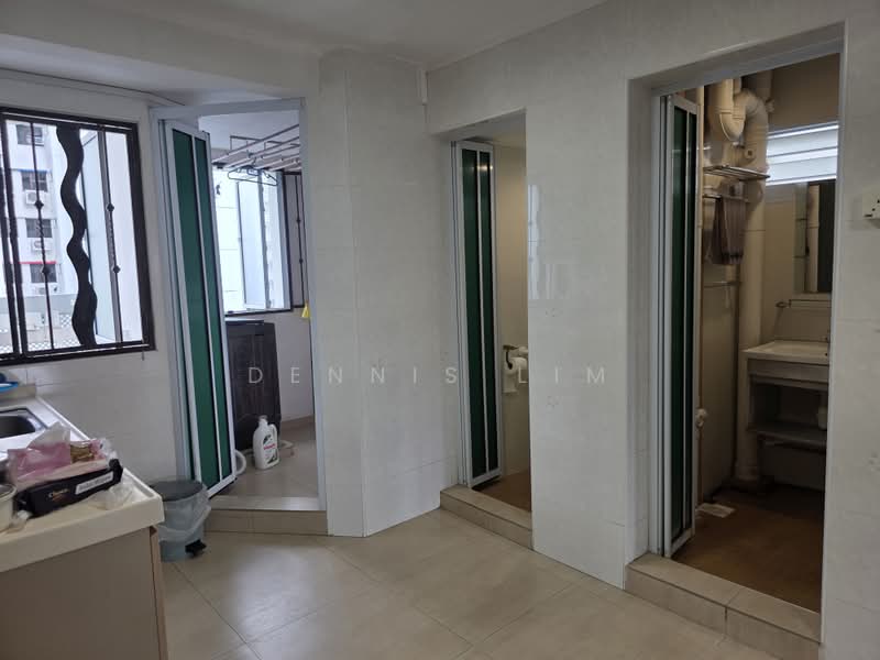 98 Aljunied Crescent, 98 Aljunied Crescent, 2 Bedrooms, 700 sqft, HDB Flat For Sale, by Dennis Lim, 500173058 - Bathroom - PropertyGuru.com.sg