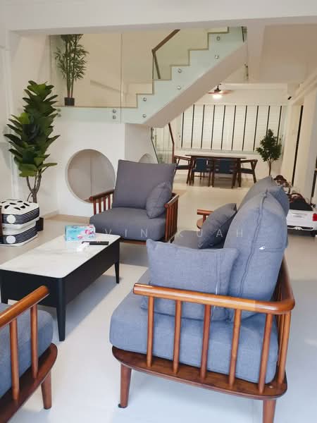 146 Tampines Avenue 5, 146 Tampines Avenue 5, 4 Bedrooms, 1,593 sqft, HDB Flat For Sale, by Kavin Kuah, 500173062 - Living Room - PropertyGuru.com.sg