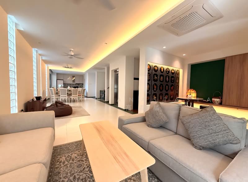 Modern 3.5+ basement Storey Corner-T @ Teacher's Housing Estate Upper Thomson Springleaf Lentor CHIJ, Springleaf Lentor CHIJ St Nicholas, 7 Bedrooms, 5,468 sqft, Terraced House For Sale, by Jeannie Anastasia Koe 高晶晶, 500173068 - PropertyGuru.com.sg