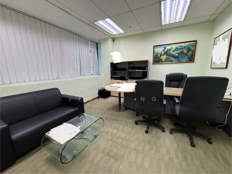 Vertex, 33 Ubi Avenue 3, 1,464 sqft, Light Industrial (B1) For Rent, by Jeremy Ng, 500173072 - Director’s room - CommercialGuru.com.sg