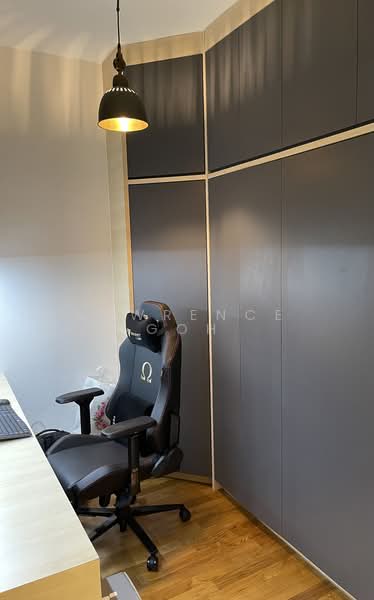 Sophia Hills, 7 Mount Sophia, 1 Bedroom, 570 sqft, Condominium For Rent, by Lawrence Goh, 500173076 - Customised Study Room Part 2 Of 2. - PropertyGuru.com.sg