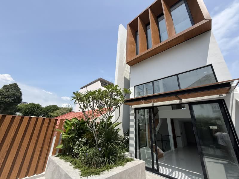 ⭐️⭐️LANDED7772 @ BRAND NEW TERRACE AT SIGLAP, , 5 Bedrooms, 4,972 sqft, Terraced House For Sale, by Agnes Ng, 500173091 - Exterior - PropertyGuru.com.sg