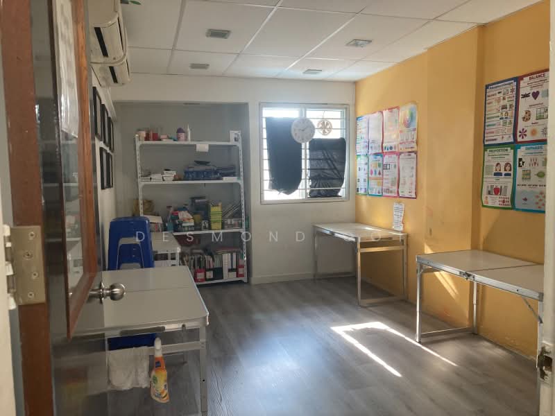 727 Ang Mo Kio Avenue 6, , 893 sqft, Shop / Shophouse For Rent, by Desmond Ooi, 500173093 - Study - CommercialGuru.com.sg