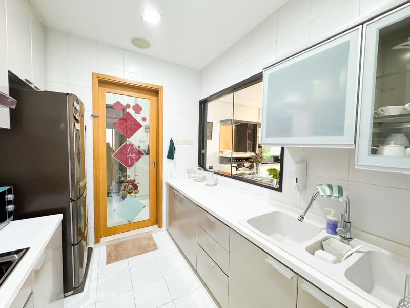 Starville, 60 Lengkong Tiga, 3 Bedrooms, 1,550 sqft, Condominium For Sale, by Jay Loy 黎仕緯, 500173094 - Kitchen - PropertyGuru.com.sg