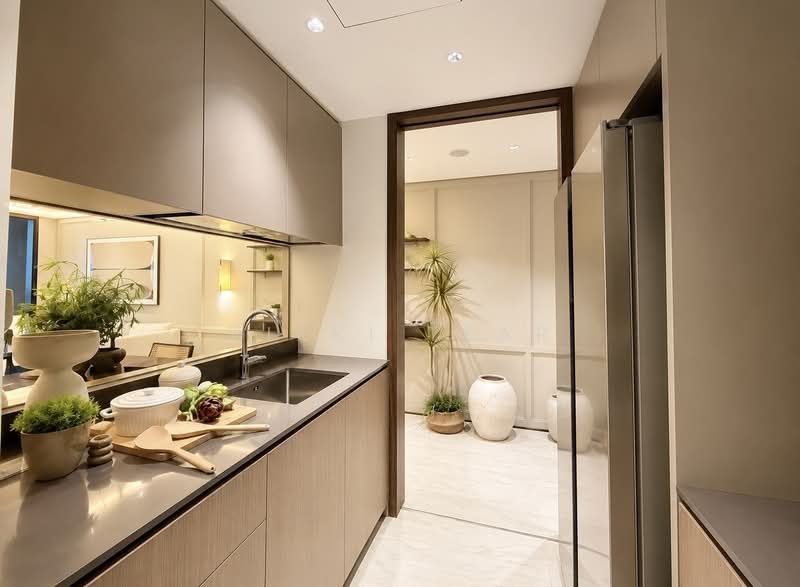 Sora, 73/74/76/78 Yuan Ching Road, 4 Bedrooms, 1,152 sqft, Condominium For Sale, by Vikki Tear, 500173132 - Kitchen - PropertyGuru.com.sg