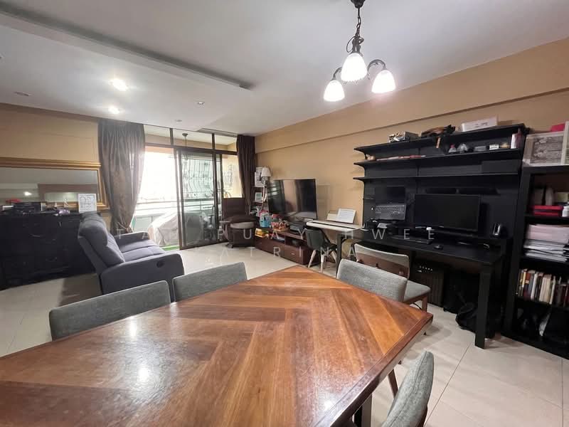 684C Choa Chu Kang Crescent, 684C Choa Chu Kang Crescent, 3 Bedrooms, 1,184 sqft, HDB Flat For Rent, by Tan Puay Hwee Katrina, 500173134 - Living Room - PropertyGuru.com.sg