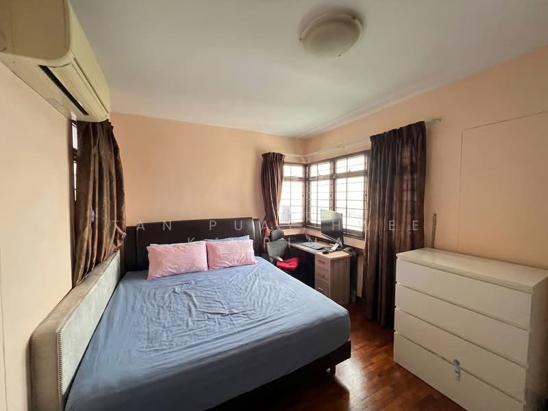 684C Choa Chu Kang Crescent, 684C Choa Chu Kang Crescent, 3 Bedrooms, 1,184 sqft, HDB Flat For Rent, by Tan Puay Hwee Katrina, 500173134 - Bedroom - PropertyGuru.com.sg