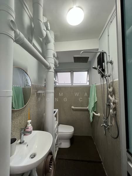 250 Tampines Street 21, 250 Tampines Street 21, 2 Bedrooms, 796 sqft, HDB Flat For Sale, by Tham Wai Fong CT, 500173135 - Bathroom - PropertyGuru.com.sg