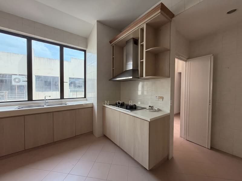 Allsworth Park, 369 Holland Road, 3 Bedrooms, 1,959 sqft, Condominium For Rent, by Eleanor Lee, 500173138 - Kitchen - PropertyGuru.com.sg