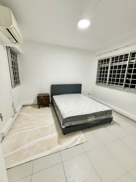 669 Woodlands Ring Road, 669 Woodlands Ring Road, 3 Bedrooms, 926 sqft, HDB Flat For Sale, by Eason Sim 沈绍彬, 500173150 - Master Bedroom - PropertyGuru.com.sg