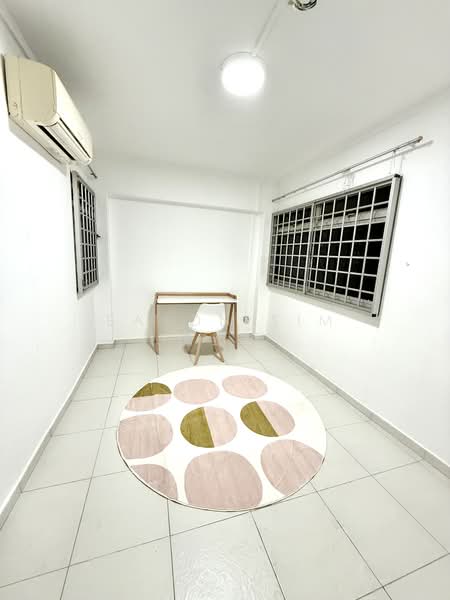 669 Woodlands Ring Road, 669 Woodlands Ring Road, 3 Bedrooms, 926 sqft, HDB Flat For Sale, by Eason Sim 沈绍彬, 500173150 - Common Bedroom 2 - PropertyGuru.com.sg