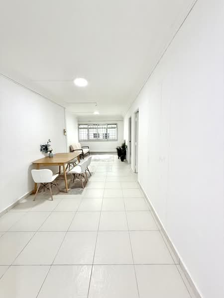 669 Woodlands Ring Road, 669 Woodlands Ring Road, 3 Bedrooms, 926 sqft, HDB Flat For Sale, by Eason Sim 沈绍彬, 500173150 - Corridor - PropertyGuru.com.sg