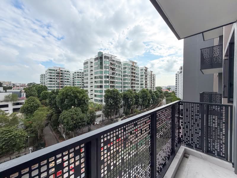 Sceneca Residence, Tanah Merah Kechil Link, 2 Bedrooms, 764 sqft, Condominium For Sale, by Elonn Seah, 500173156 - Balcony - PropertyGuru.com.sg