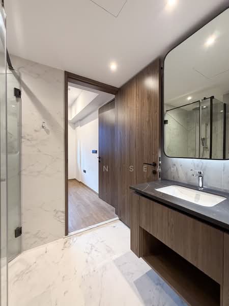 Sceneca Residence, Tanah Merah Kechil Link, 2 Bedrooms, 764 sqft, Condominium For Sale, by Elonn Seah, 500173156 - Bathroom - PropertyGuru.com.sg