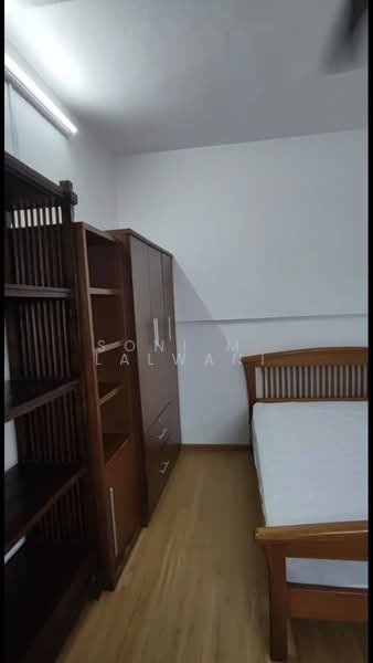 Pandan Valley, 2 Pandan Valley, Room Rental, 150 sqft, Condominium For Rent, by Soni M. Lalwani, 500173158 - Bedroom - PropertyGuru.com.sg