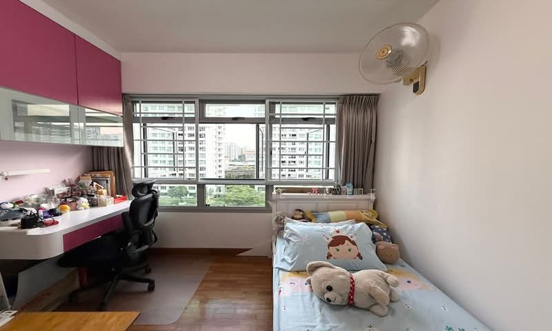 288A Punggol Place, 288A Punggol Place, 3 Bedrooms, 1,205 sqft, HDB Flat For Sale, by Elaine Lee, 500173160 - Bedroom - PropertyGuru.com.sg