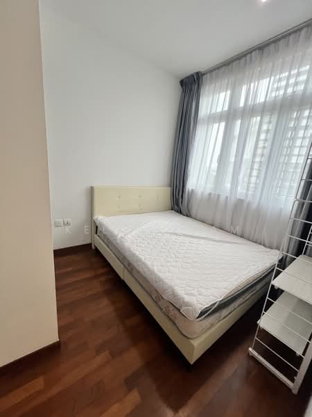 Cardiff Residence, 101 Cardiff Grove, 1 Bedroom, 420 sqft, Condominium For Rent, by Kelly Tham, 500173173 - Master Bedroom - PropertyGuru.com.sg