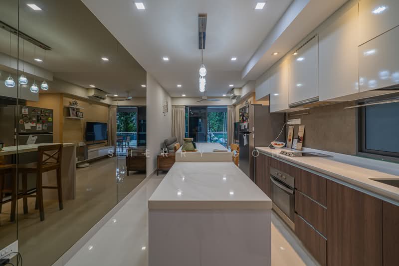 Parc Olympia, 60 Flora Drive, 2 Bedrooms, 861 sqft, Condominium For Sale, by Sherry Goh, 500173181 - Kitchen - PropertyGuru.com.sg