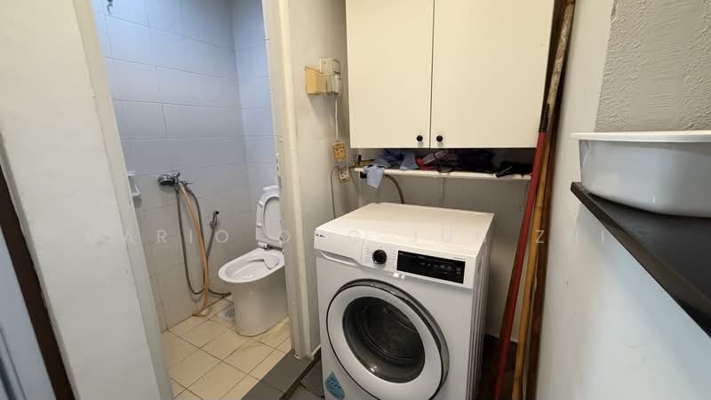 The Warren, 37 Choa Chu Kang Loop, Room Rental, 100 sqft, Apartment For Rent, by Mario Ong Jun Zhi, 500173185 - Bathroom - PropertyGuru.com.sg