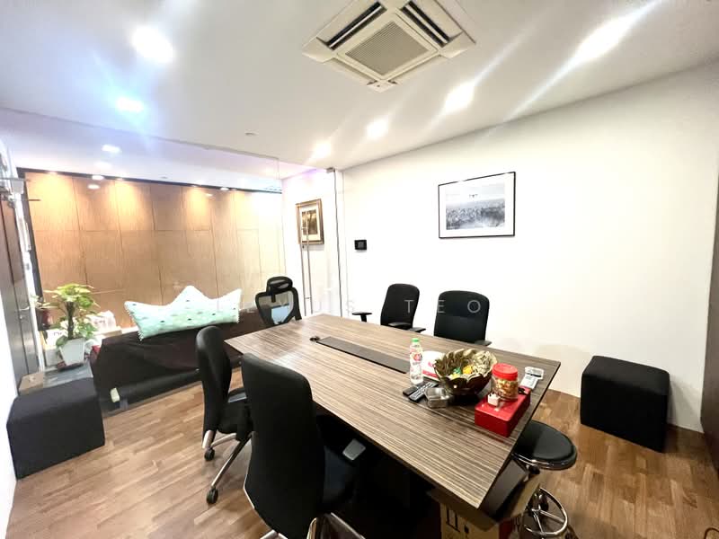 First Centre, 50 Serangoon North Avenue 4, 1,561 sqft, Light Industrial (B1) For Sale, by Lexus Teo, 500173189 - CommercialGuru.com.sg