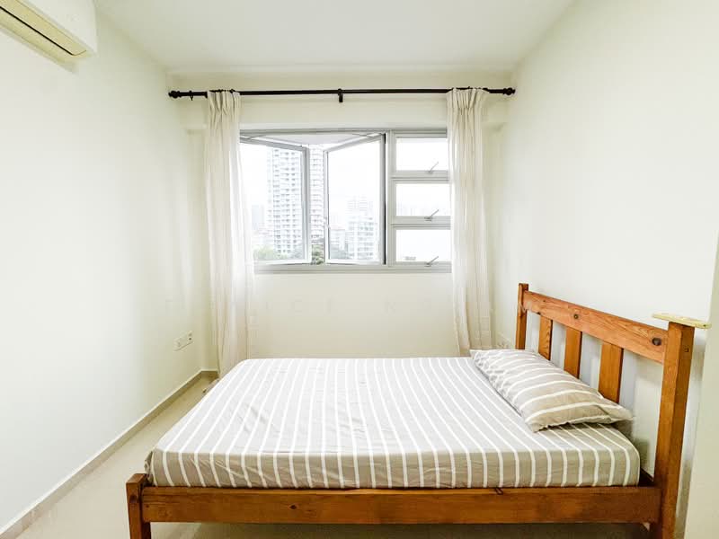 117A Jalan Tenteram, 117A Jalan Tenteram, 2 Bedrooms, 721 sqft, HDB Flat For Sale, by Eunice Ngiam, 500173190 - Bedroom - PropertyGuru.com.sg