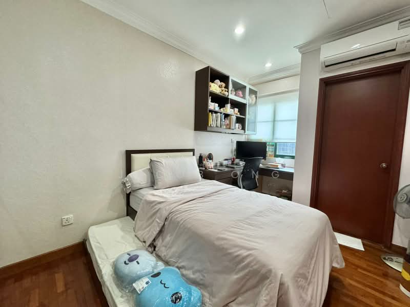 Saint Nicholas View, St. Nicholas View, 6 Bedrooms, 2,800 sqft, Corner Terrace For Sale, by Jacob Ong, 500173199 - Bedroom - PropertyGuru.com.sg