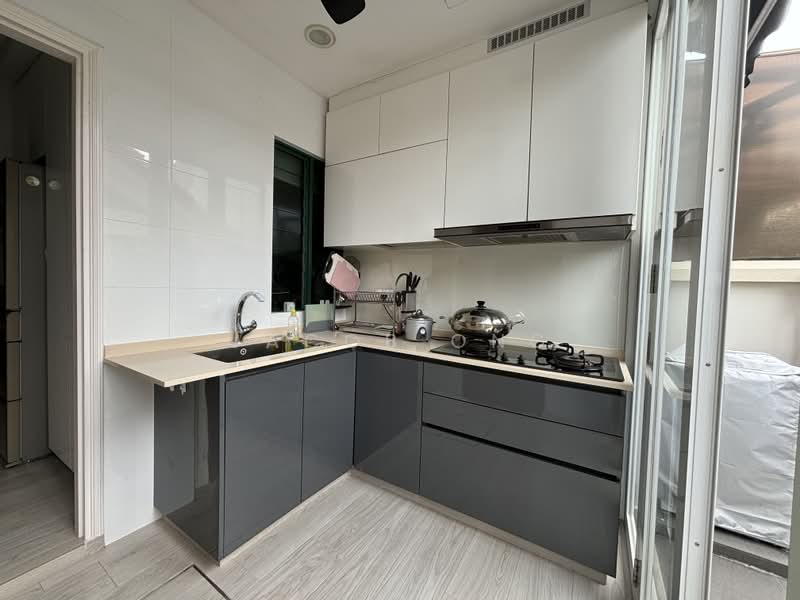 Saint Nicholas View, St. Nicholas View, 6 Bedrooms, 2,800 sqft, Corner Terrace For Sale, by Jacob Ong, 500173199 - Kitchen - PropertyGuru.com.sg