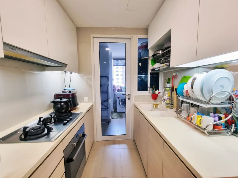 The Tampines Trilliant, 17 Tampines Central 7, 3 Bedrooms, 1,130 sqft, Executive Condominium For Sale, by Nick Tan, 500173211 - Kitchen - PropertyGuru.com.sg