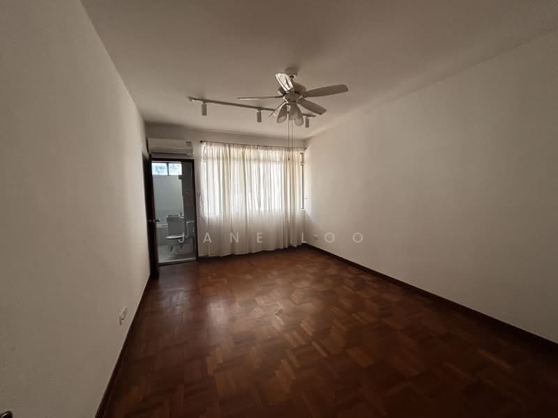 Princess of Wales Road, , 5 Bedrooms, 3,200 sqft, Semi-Detached House For Rent, by Jane Loo, 500173220 - Bedroom - PropertyGuru.com.sg
